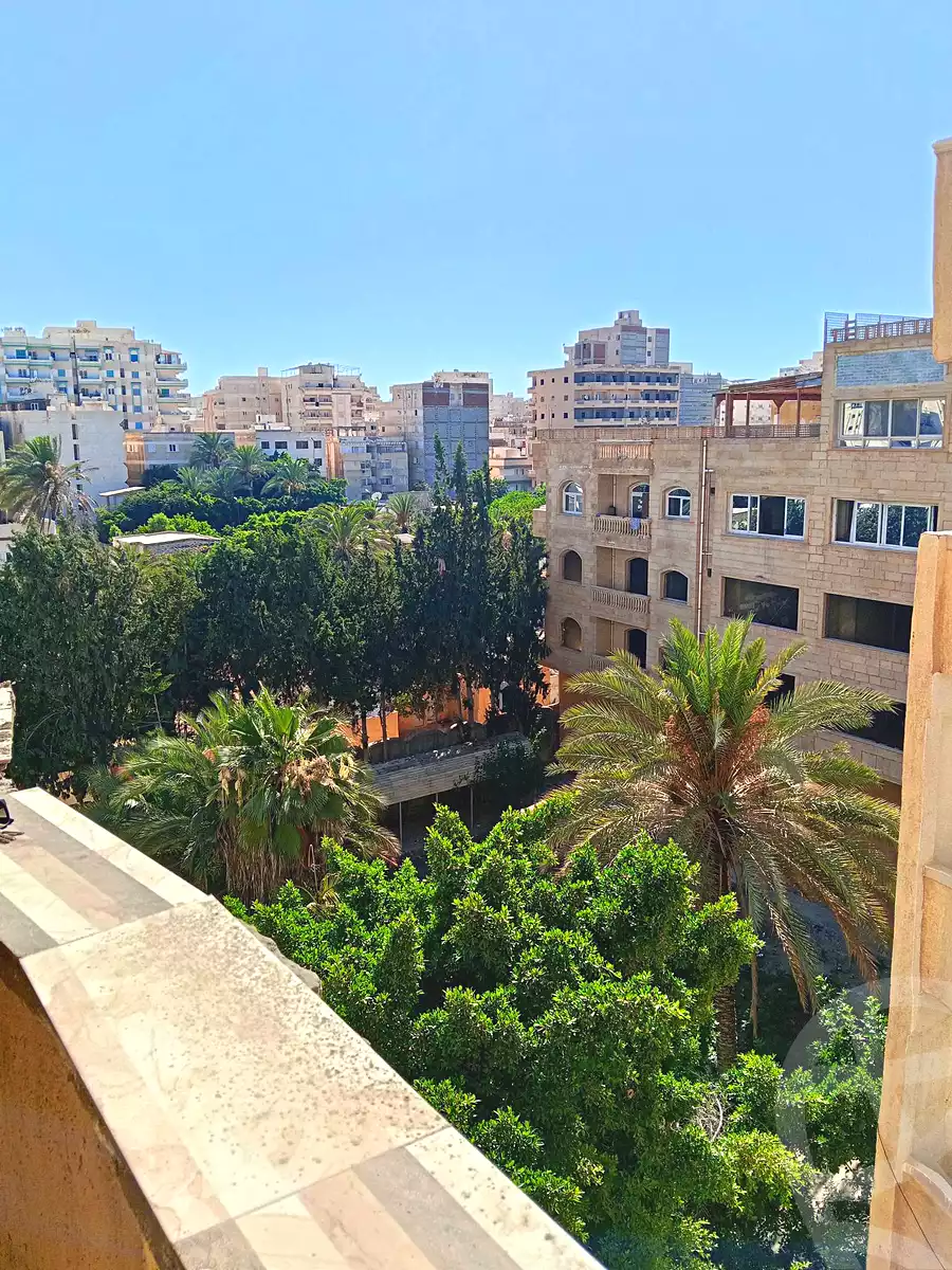 https://aqarmap.com.eg/ar/listing/7135565-for-sale-alexandria-al-agamy-bw-ywsf