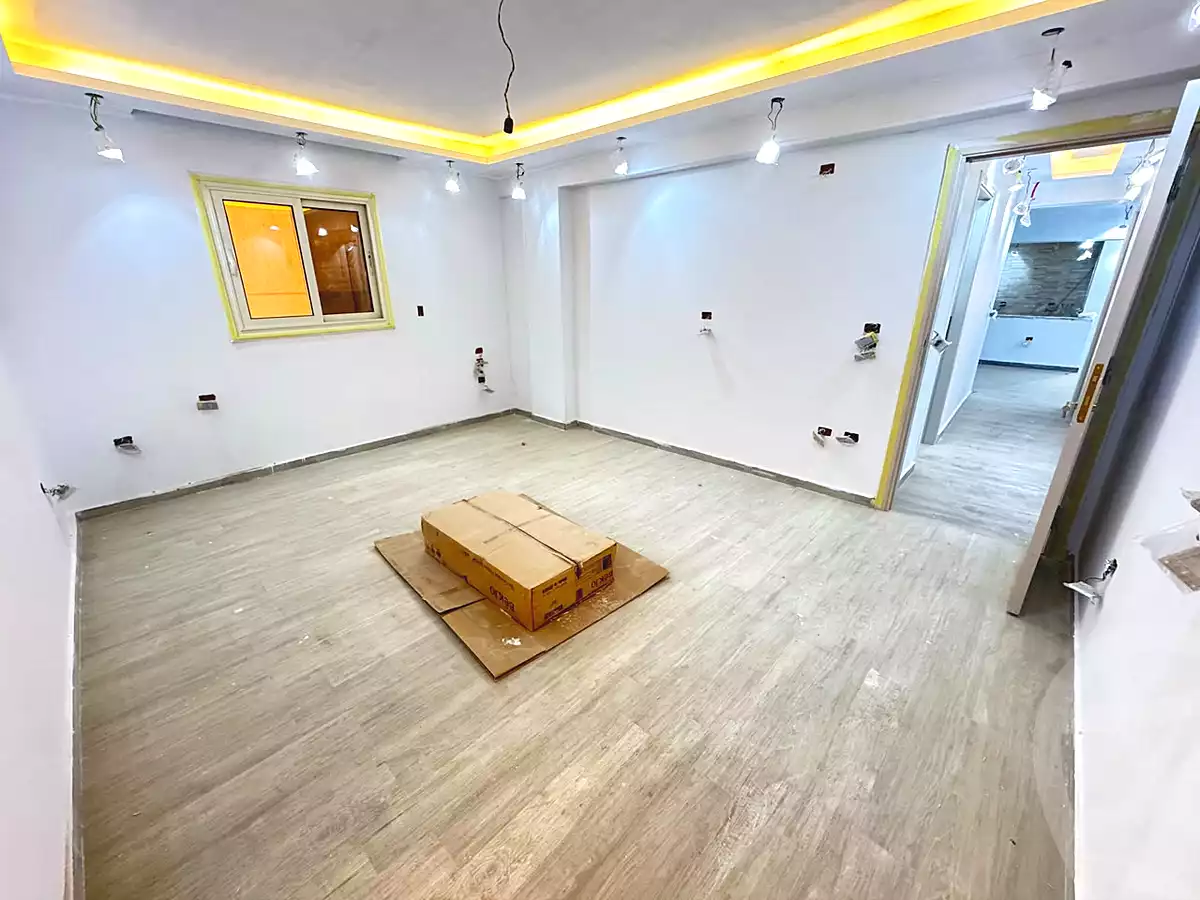 https://aqarmap.com.eg/ar/listing/7135568-for-sale-cairo-new-cairo-gharb-arabila-doctor-hani-maher-st