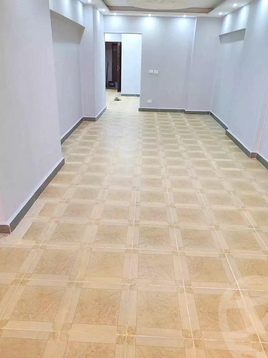 https://aqarmap.com.eg/en/listing/7135572-for-rent-alexandria-el-montazah-compounds-in-el-montazah-royal-plaza-compound-al-halawany