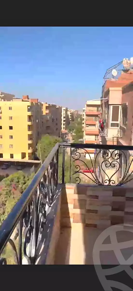 https://aqarmap.com.eg/ar/listing/7082057-for-sale-cairo-hadayek-el-ahram-mntq