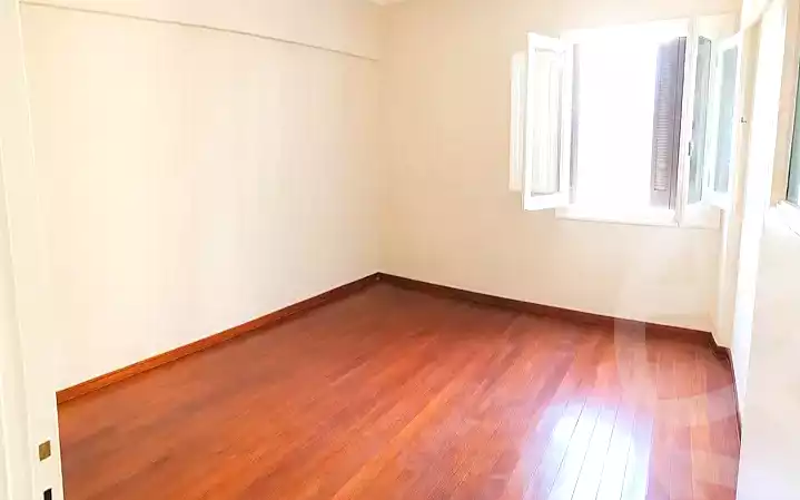 https://aqarmap.com.eg/ar/listing/7135971-for-sale-alexandria-al-agamy-el-hanouvel-el-kholafaa-el-rashdeen-st