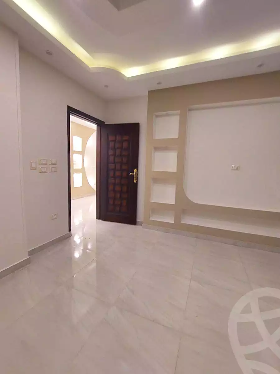 https://aqarmap.com.eg/ar/listing/7136074-for-sale-cairo-helwan-helwan-el-sharkeya-saleh-sobhy-st