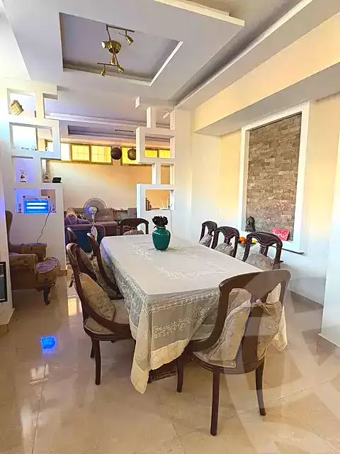 https://aqarmap.com.eg/en/listing/7136412-for-sale-cairo-6th-of-october-compounds-high-town