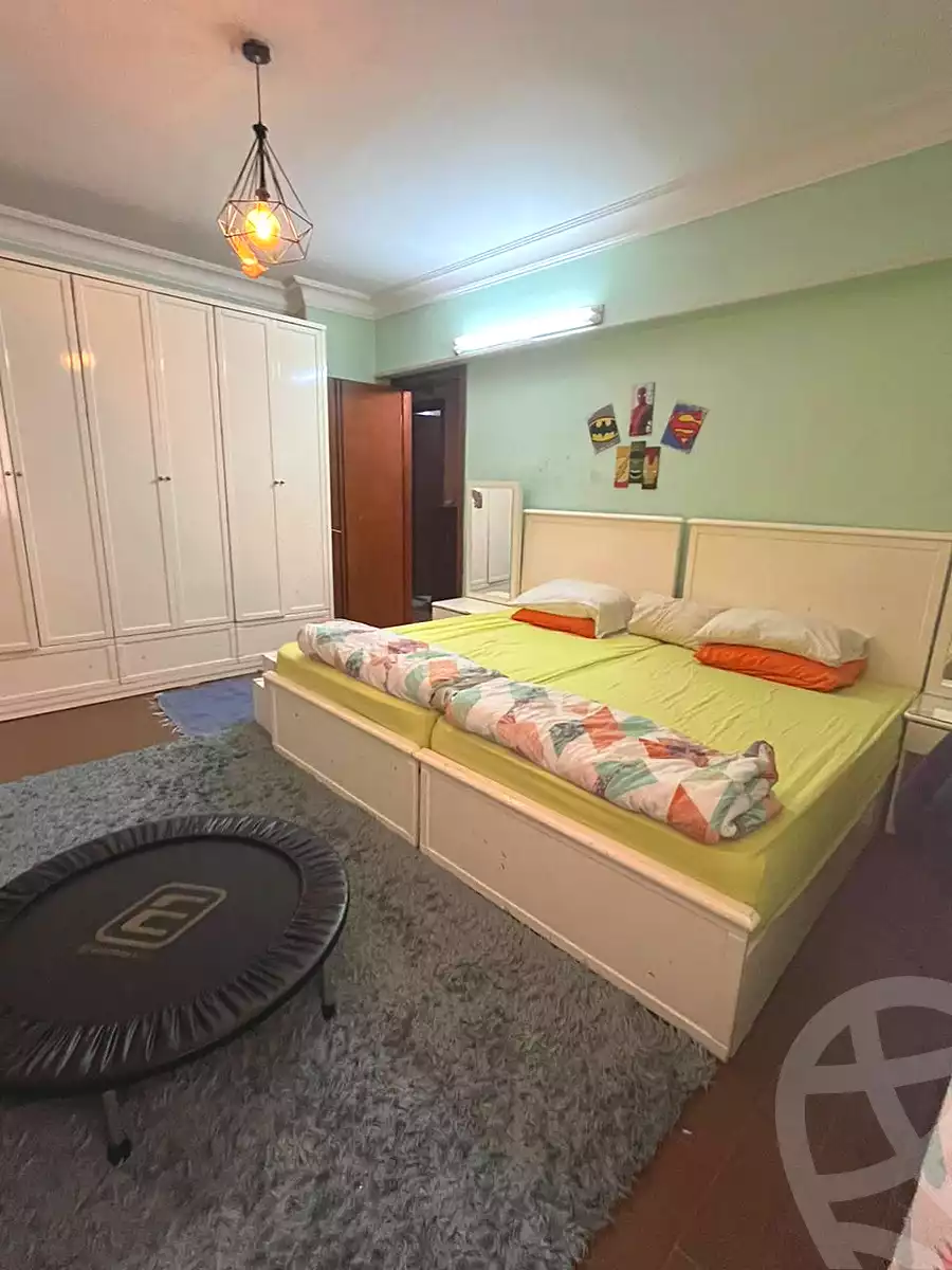 https://aqarmap.com.eg/ar/listing/7136516-for-sale-cairo-6th-of-october-el-ahyaa-neighborhood-2nd-divided-from-al-kafrawei-st
