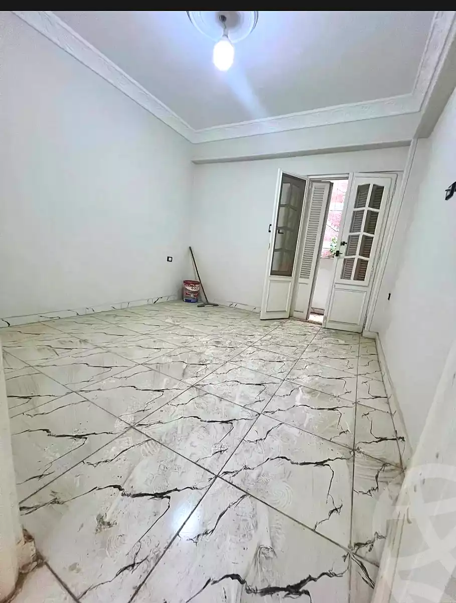 https://aqarmap.com.eg/ar/listing/7136776-for-sale-alexandria-al-agamy-lbytsh