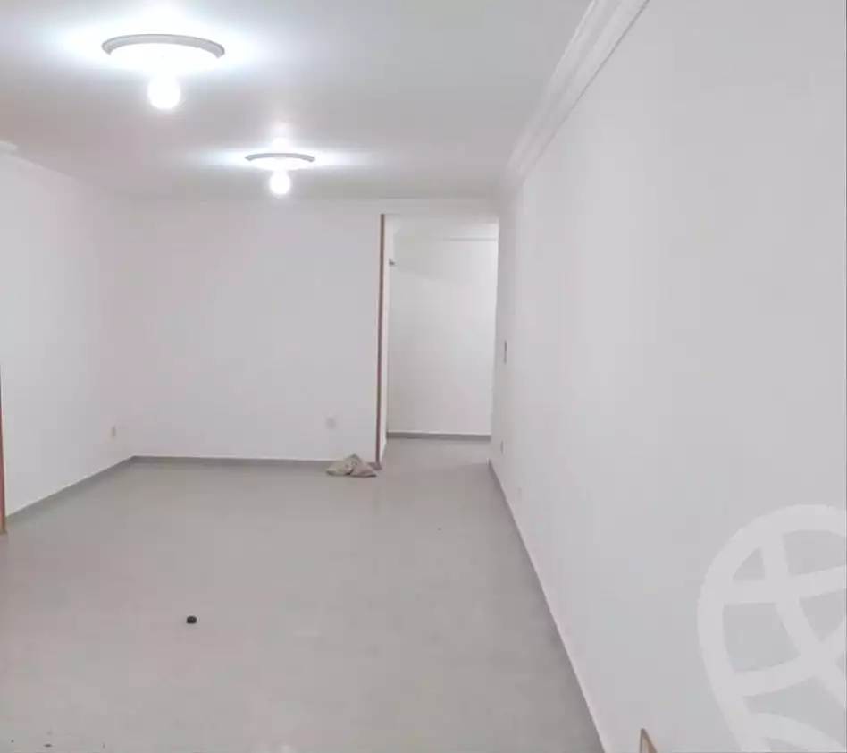 https://aqarmap.com.eg/ar/listing/7137154-for-sale-alexandria-el-asafra-l-sfr-bhry