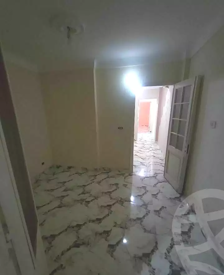 https://aqarmap.com.eg/ar/listing/7137236-for-sale-alexandria-lsywf-el-falki