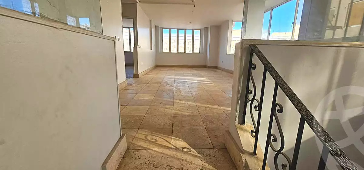 https://aqarmap.com.eg/ar/listing/7137241-for-sale-cairo-6th-of-october-central-axis