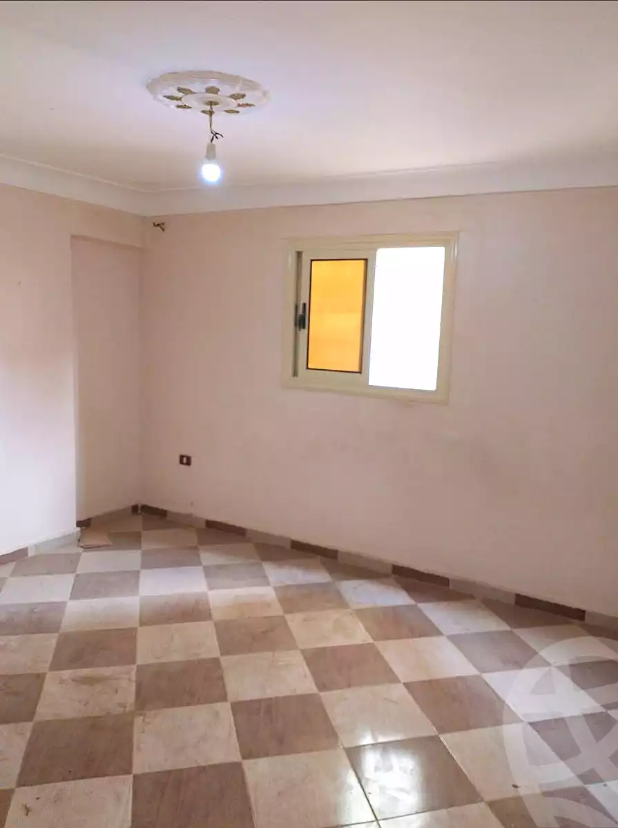 https://aqarmap.com.eg/en/listing/7137417-for-sale-alexandria-new-miami-street-10