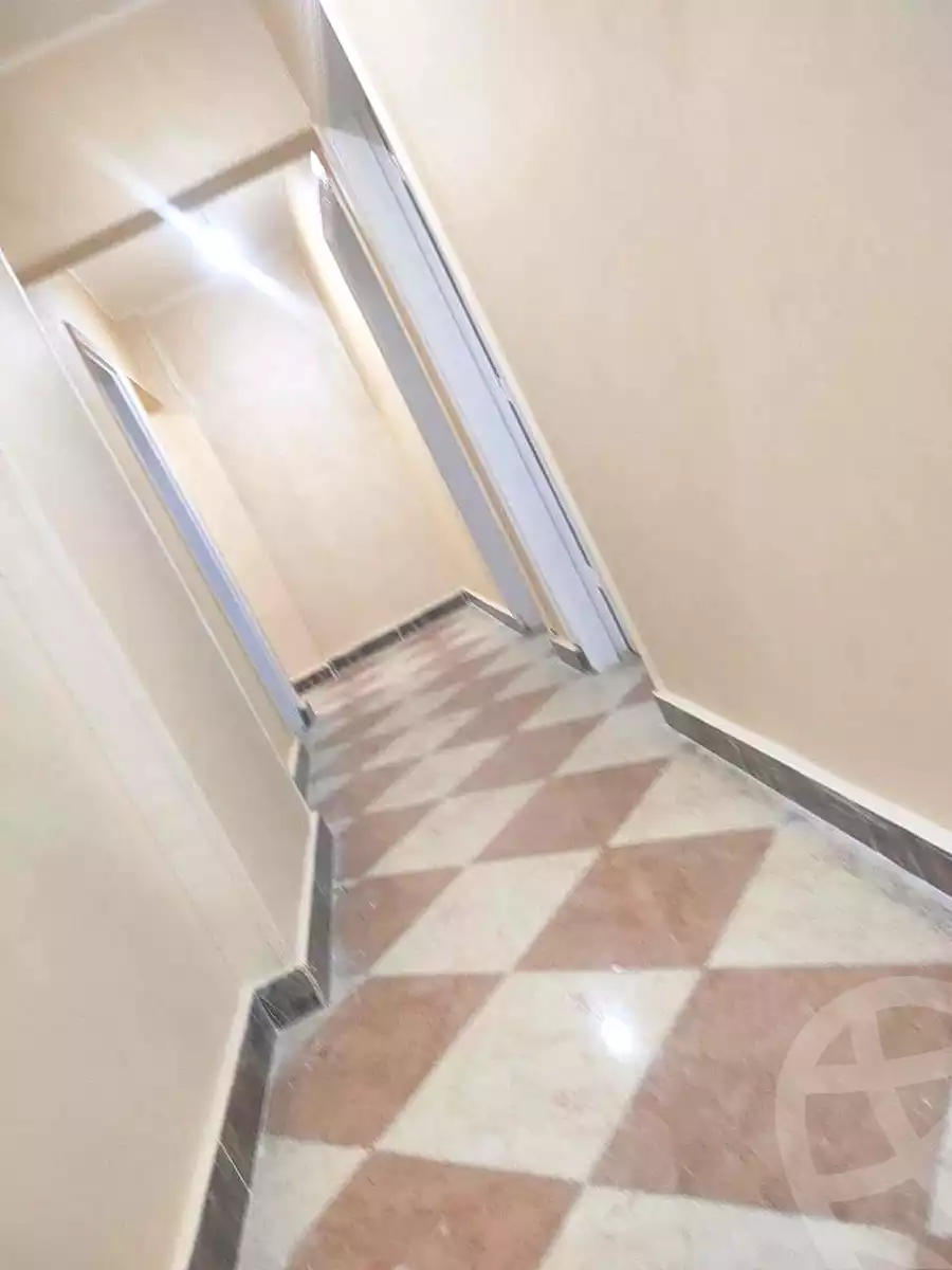 https://aqarmap.com.eg/en/listing/7137481-for-sale-cairo-helwan-helwan-el-sharkeya-latif-basha-st