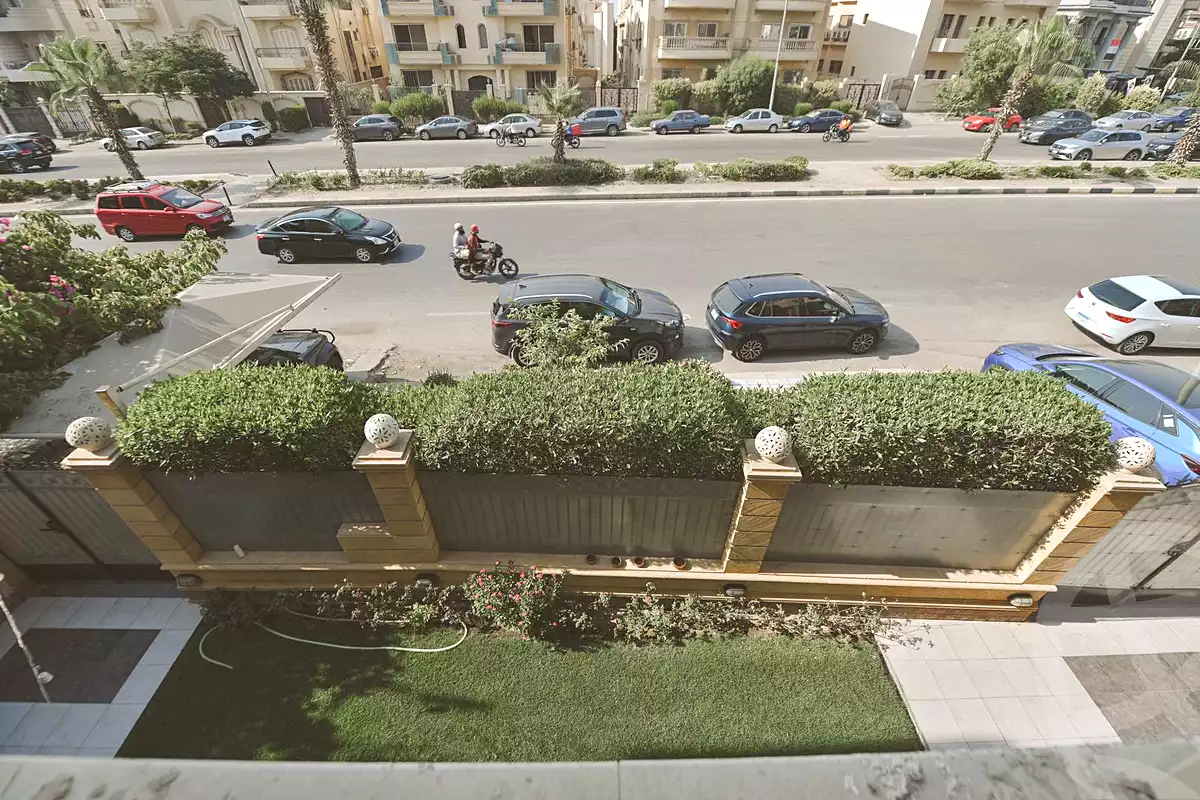 https://aqarmap.com.eg/ar/listing/7137670-for-sale-cairo-new-cairo-el-ahyaa-third-neighborhood-street-16