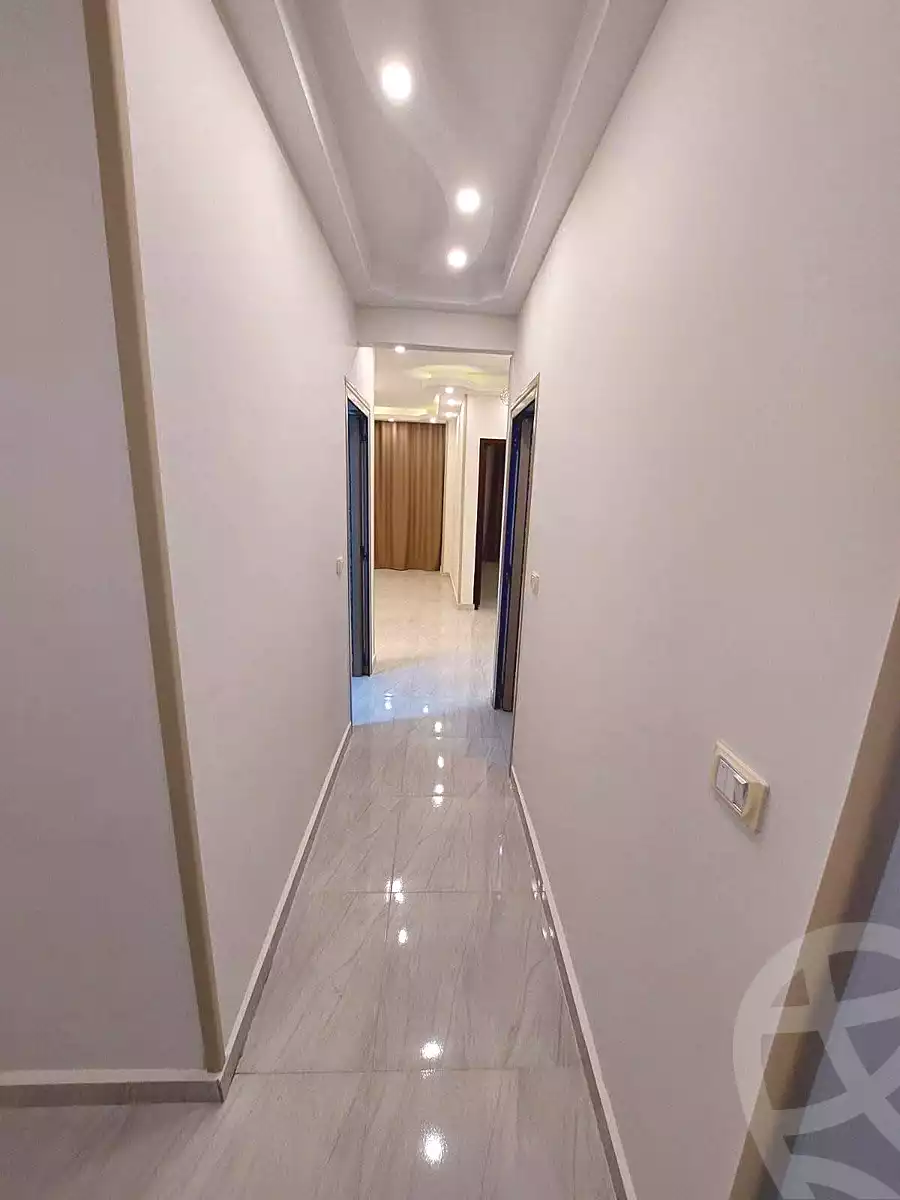 https://aqarmap.com.eg/ar/listing/7137839-for-sale-cairo-helwan-helwan-el-sharkeya-saleh-sobhy-st