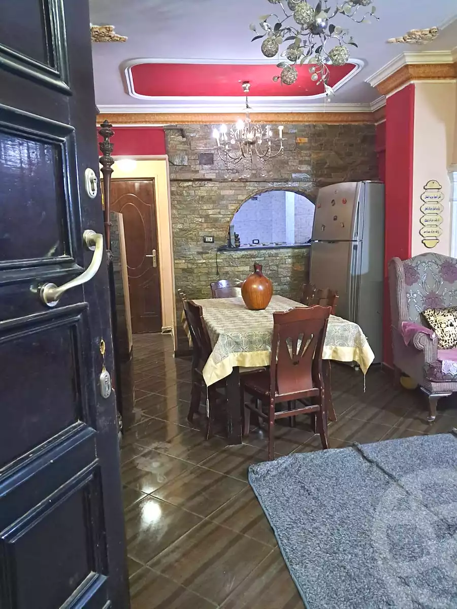 https://aqarmap.com.eg/en/listing/7137854-for-sale-cairo-helwan-mnshy-yn-hlwn-rael-st