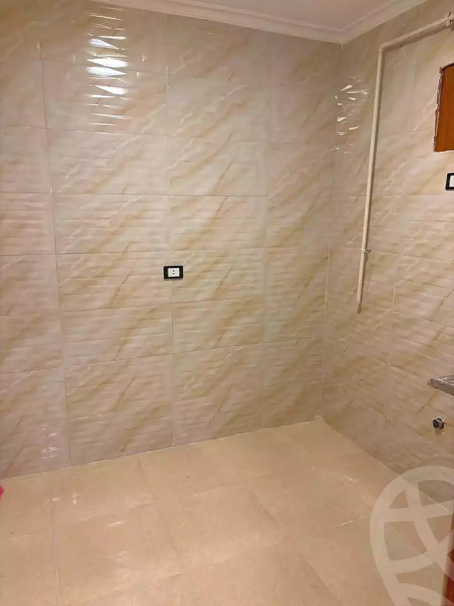 https://aqarmap.com.eg/en/listing/7138116-for-sale-cairo-helwan-helwan-el-sharkeya-mostafa-safwat-st