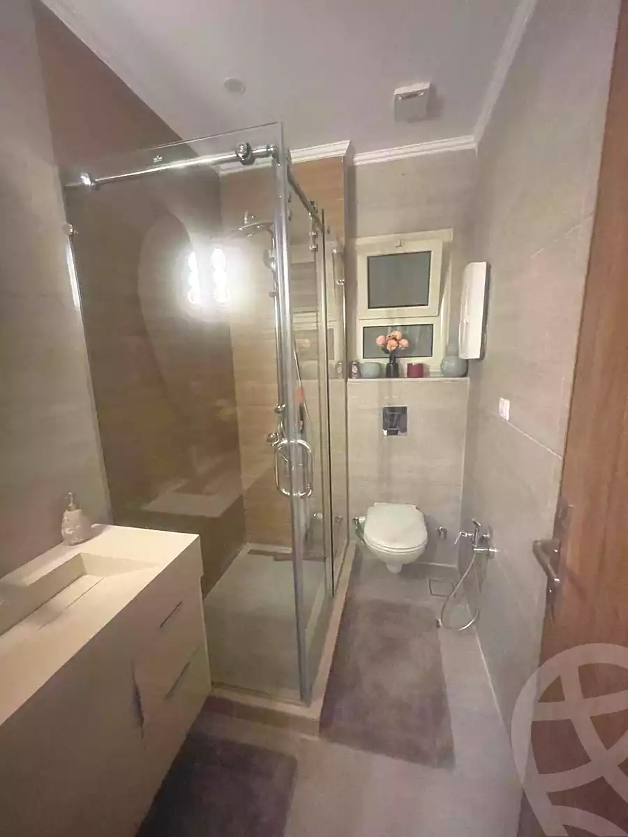 https://aqarmap.com.eg/ar/listing/6989936-for-sale-cairo-new-cairo-south-investors