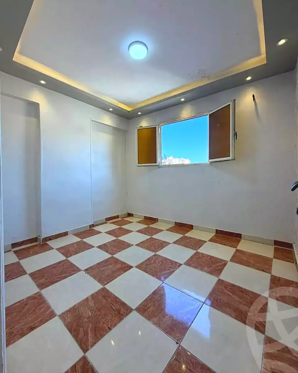 https://aqarmap.com.eg/ar/listing/7138655-for-sale-alexandria-el-asafra-l-sfr-qbly
