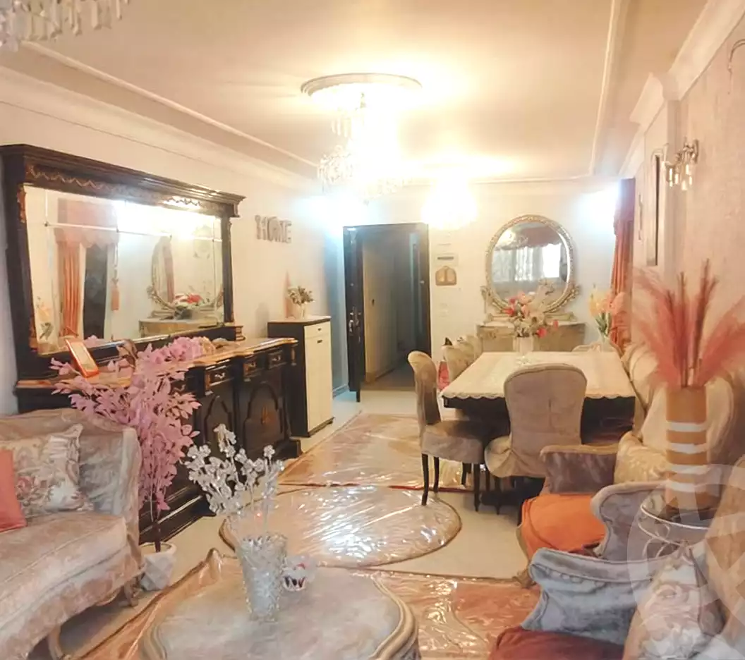 https://aqarmap.com.eg/ar/listing/7138813-for-sale-alexandria-moharram-bey