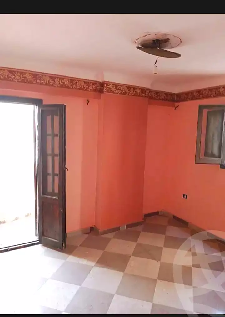 https://aqarmap.com.eg/ar/listing/7138857-for-sale-alexandria-new-miami-street-10