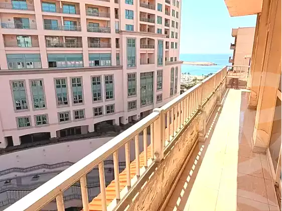 https://aqarmap.com.eg/ar/listing/7138942-for-sale-alexandria-san-stefano-talaat-st
