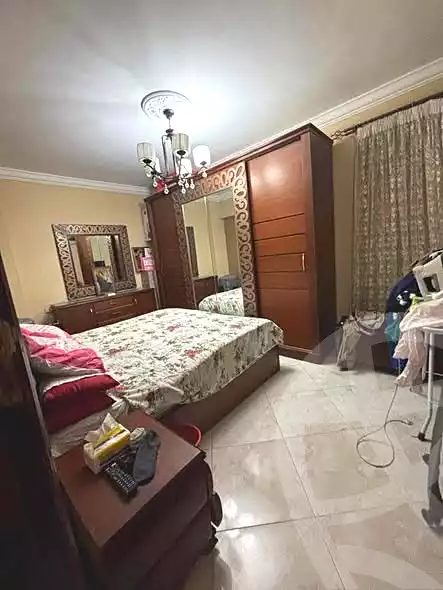 https://aqarmap.com.eg/ar/listing/7139216-for-sale-cairo-helwan-mahmoud-zaki-st