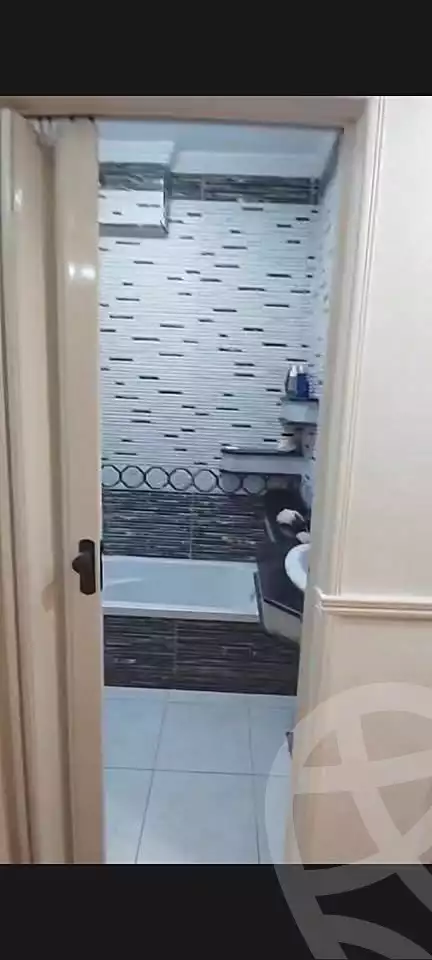 https://aqarmap.com.eg/ar/listing/7139966-for-rent-alexandria-sydy-bshr-sydy-bshr-bhry