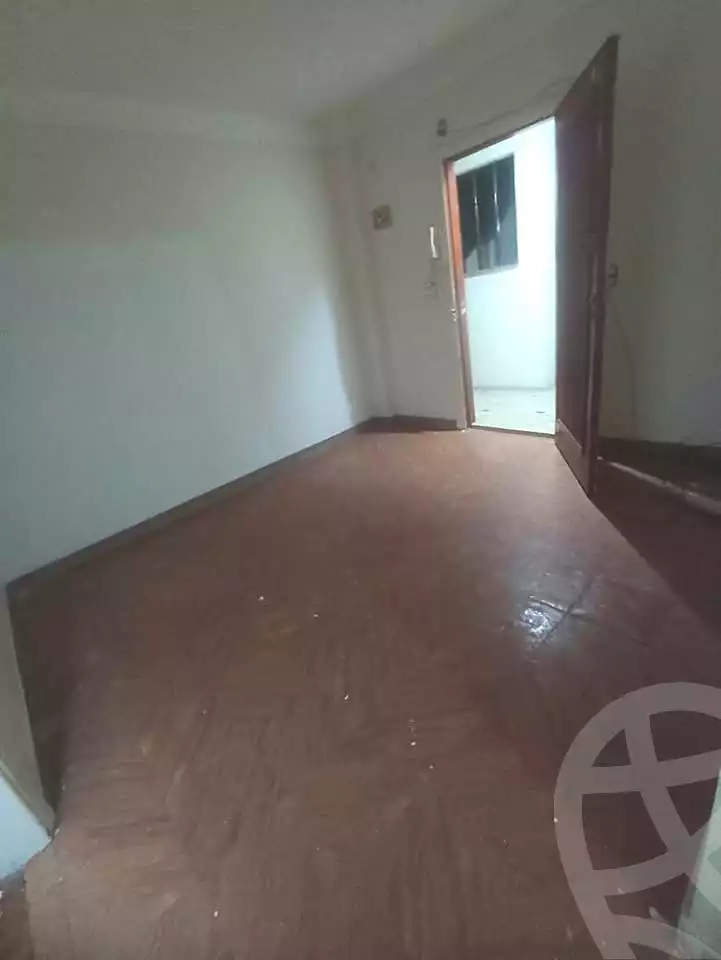 https://aqarmap.com.eg/ar/listing/7140069-for-sale-alexandria-ganaklis