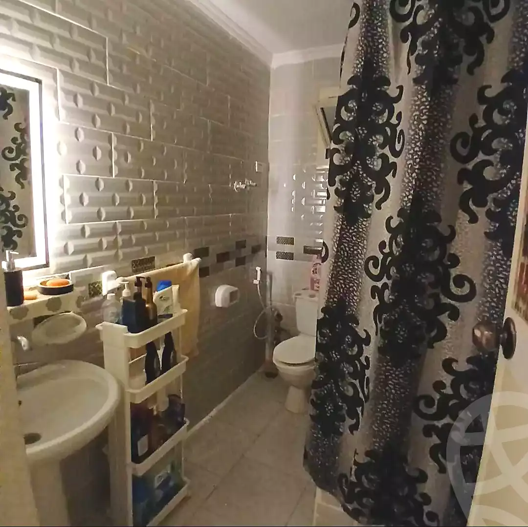 https://aqarmap.com.eg/ar/listing/7140293-for-sale-alexandria-al-agamy-lbytsh-el-hanafeya-st