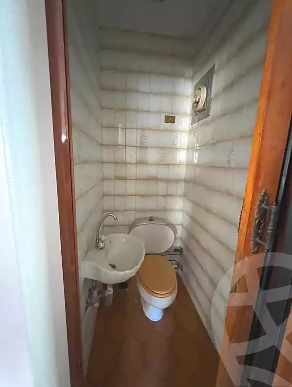 https://aqarmap.com.eg/en/listing/7140450-for-sale-alexandria-fyktwry-shr-jml-bd-lnsr