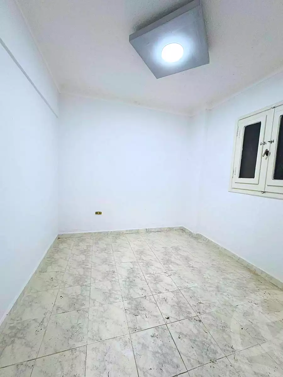 https://aqarmap.com.eg/ar/listing/7140607-for-sale-alexandria-al-agamy-shataa-el-nakheel