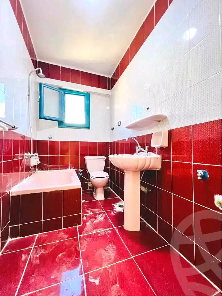 https://aqarmap.com.eg/ar/listing/7140670-for-sale-alexandria-al-agamy-shataa-el-nakheel