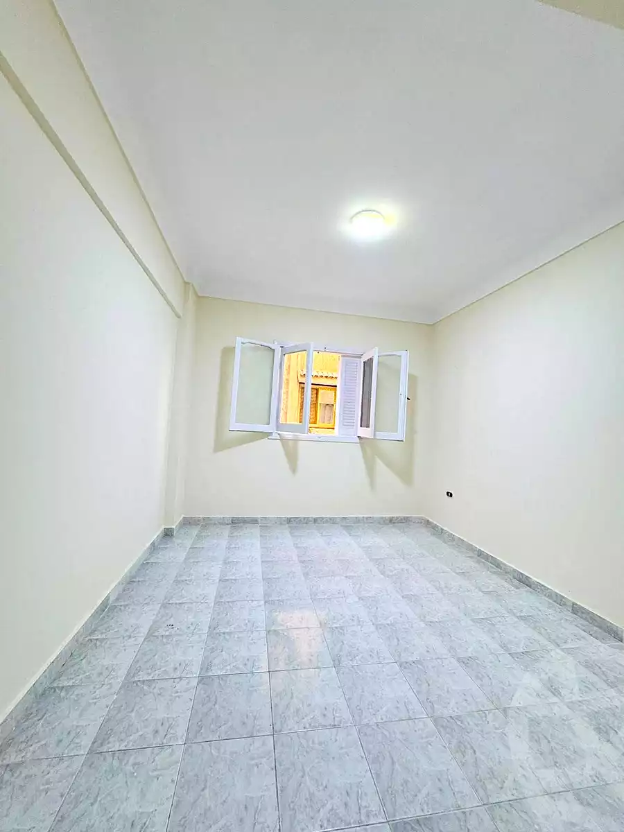 https://aqarmap.com.eg/en/listing/7140684-for-sale-alexandria-al-agamy-shataa-el-nakheel