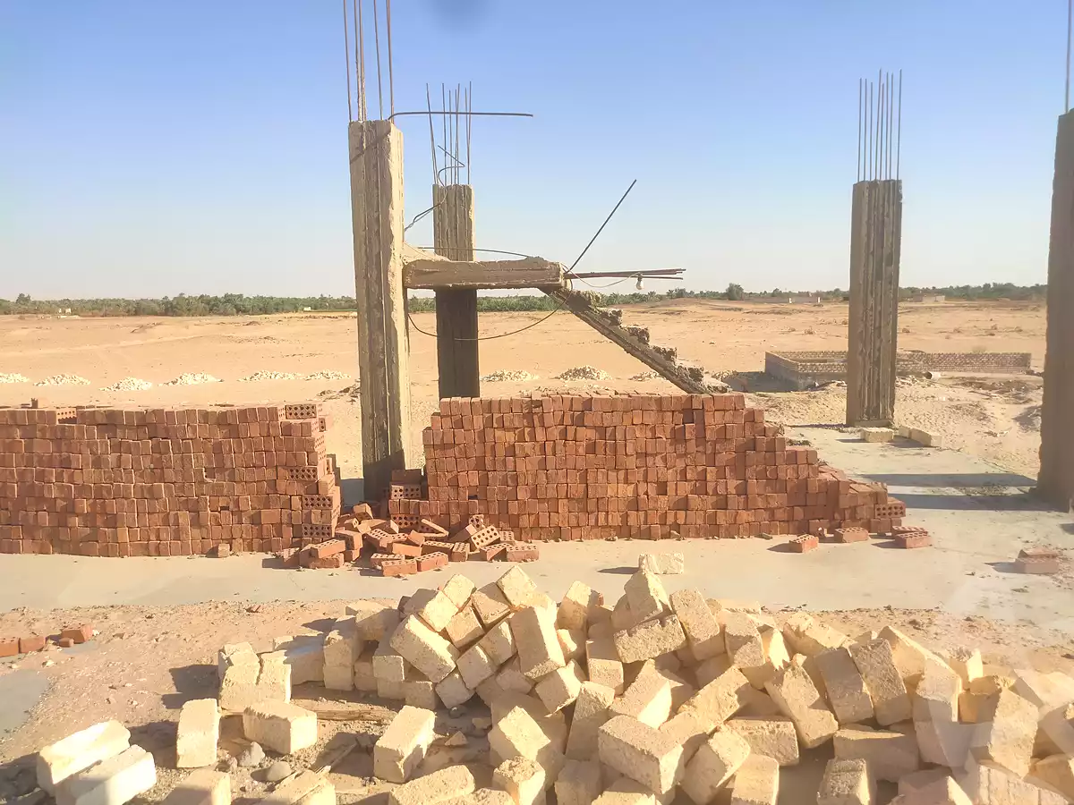 https://aqarmap.com.eg/en/listing/7140682-for-sale-new-valley-kharga-oasis-qret-el-sherka
