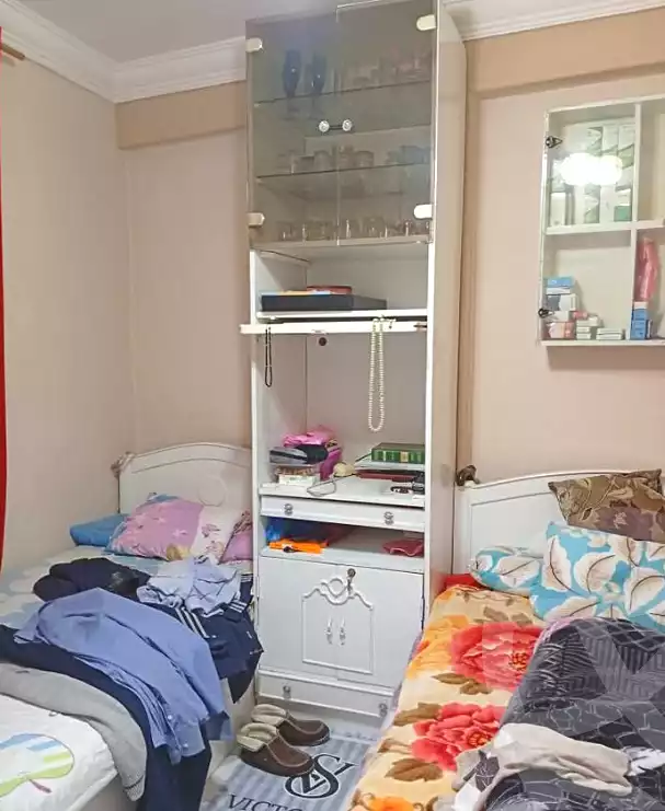 https://aqarmap.com.eg/ar/listing/7140855-for-sale-alexandria-sydy-bshr-shr-mlk-hfny