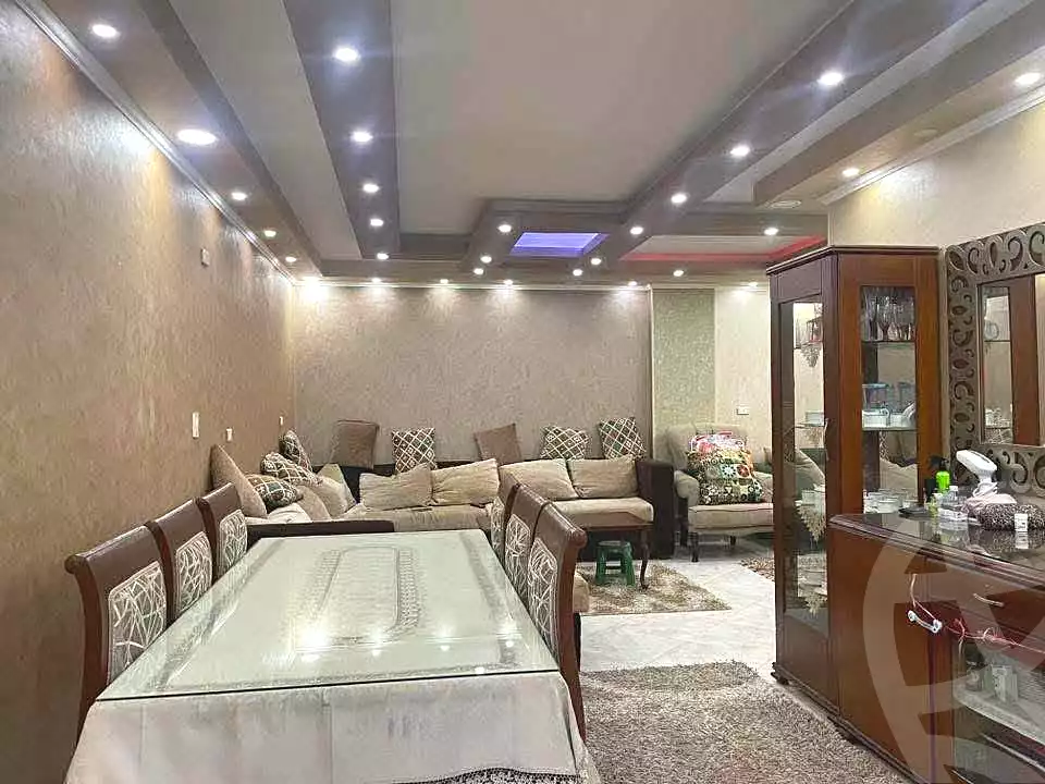 https://aqarmap.com.eg/en/listing/7141121-for-sale-cairo-helwan-mahmoud-zaki-st