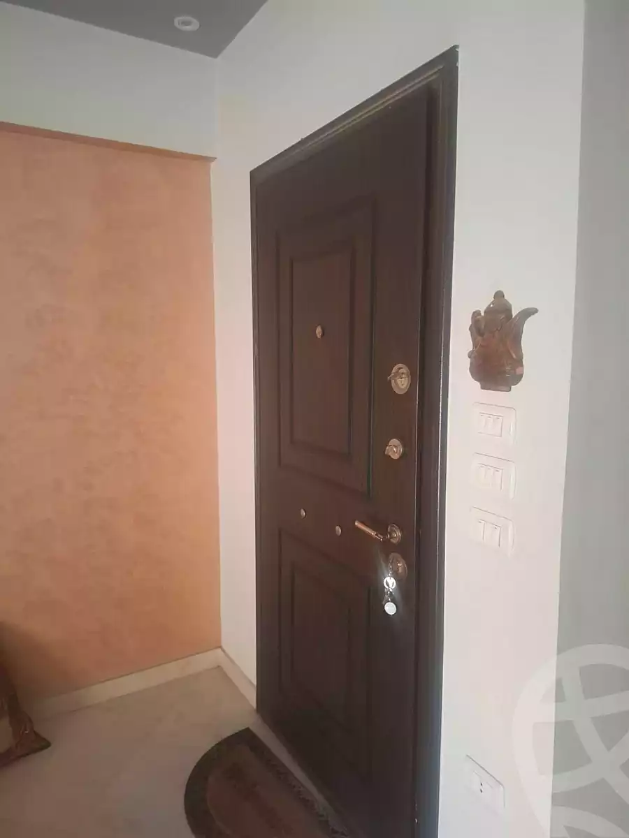 https://aqarmap.com.eg/en/listing/7141133-for-sale-cairo-new-cairo-compounds-el-zahwa
