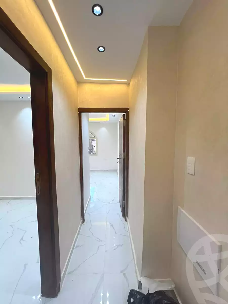 https://aqarmap.com.eg/ar/listing/7141283-for-sale-cairo-6th-of-october-el-ahyaa-neighborhood-3rd-al-hay-al-thalith-st