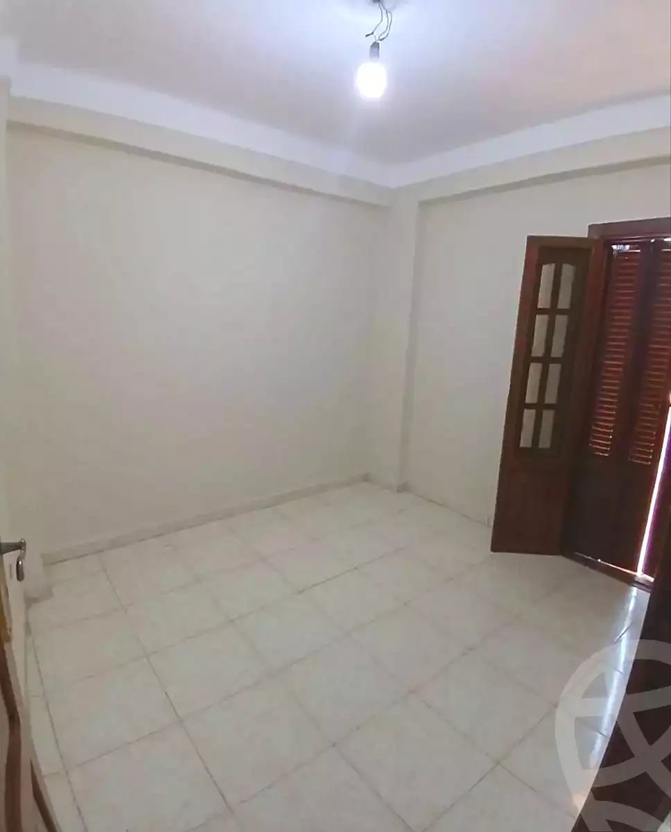 https://aqarmap.com.eg/en/listing/7141374-for-sale-alexandria-lsywf-el-falki
