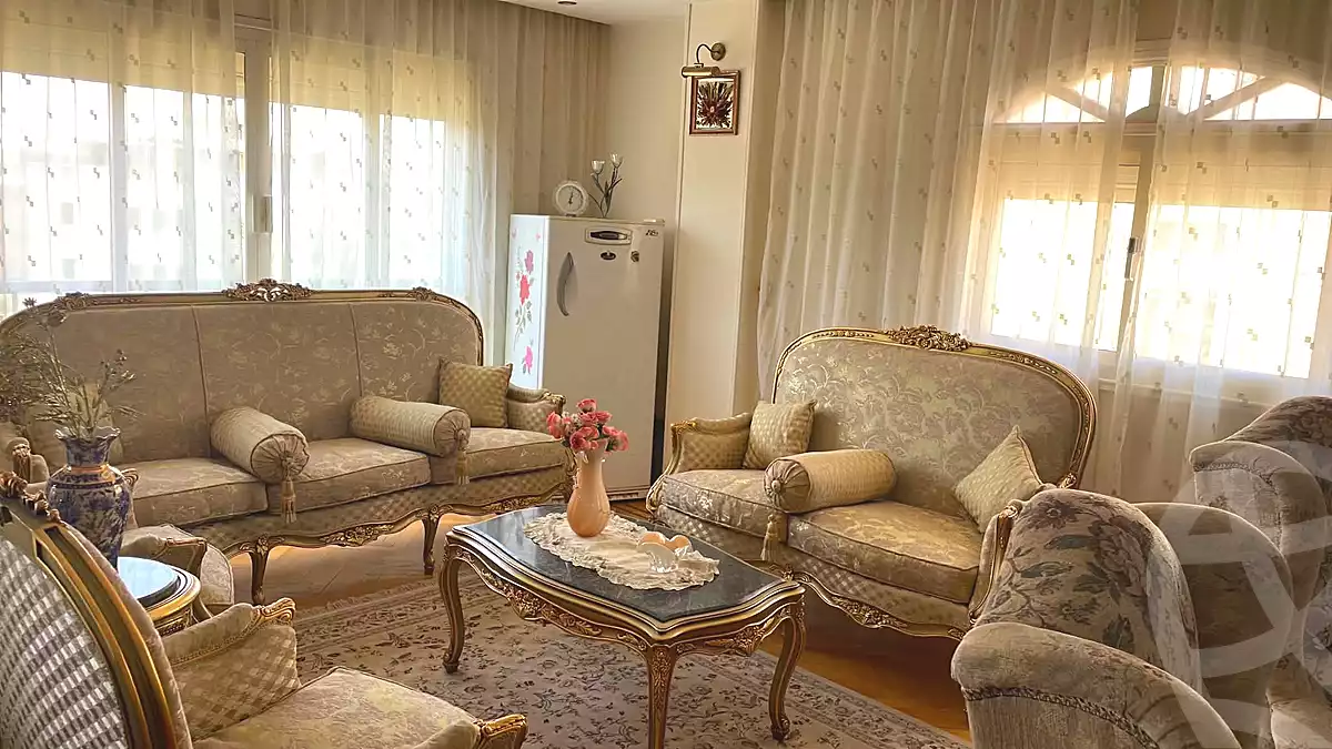 https://aqarmap.com.eg/ar/listing/7141540-for-rent-cairo-6th-of-october-el-hay-el-motamyz-first-touristic-village-el-shaheed-mohammed-abdul-latif-alshimi-st