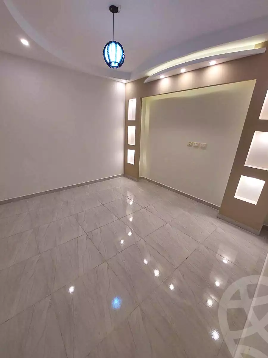 https://aqarmap.com.eg/ar/listing/7141625-for-sale-cairo-helwan-helwan-el-sharkeya-saleh-sobhy-st