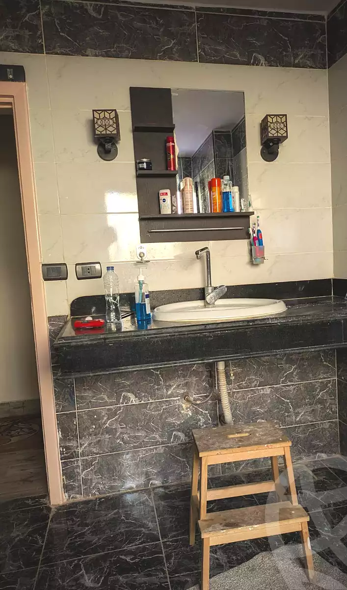 https://aqarmap.com.eg/ar/listing/7141620-for-rent-cairo-el-sheikh-zayed-city-el-hay-elasher-street-100