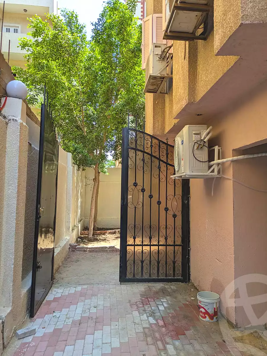 https://aqarmap.com.eg/ar/listing/7141620-for-rent-cairo-el-sheikh-zayed-city-el-hay-elasher-street-100