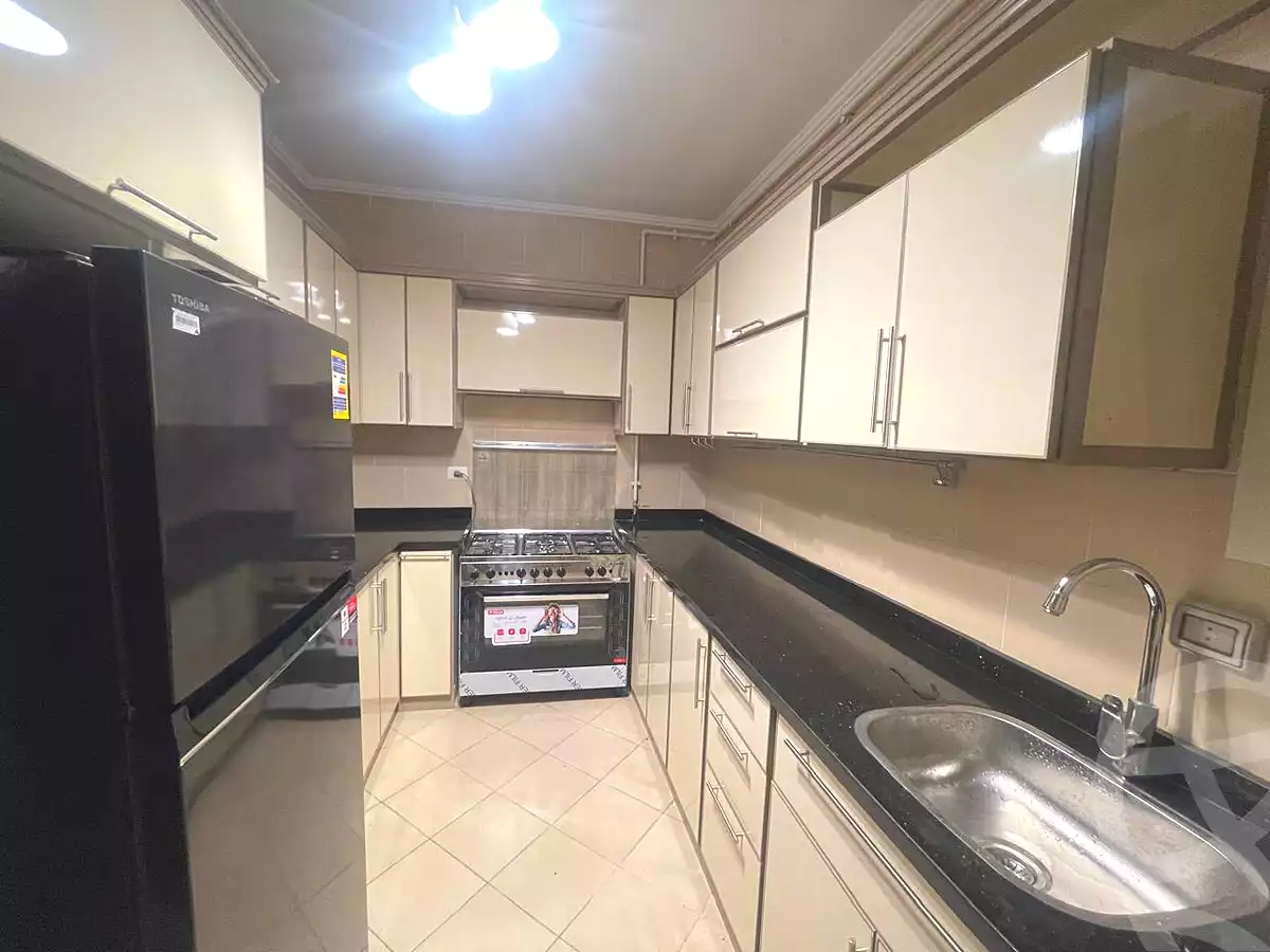 https://aqarmap.com.eg/ar/listing/7141691-for-rent-cairo-el-sheikh-zayed-city-compounds-dh-drys