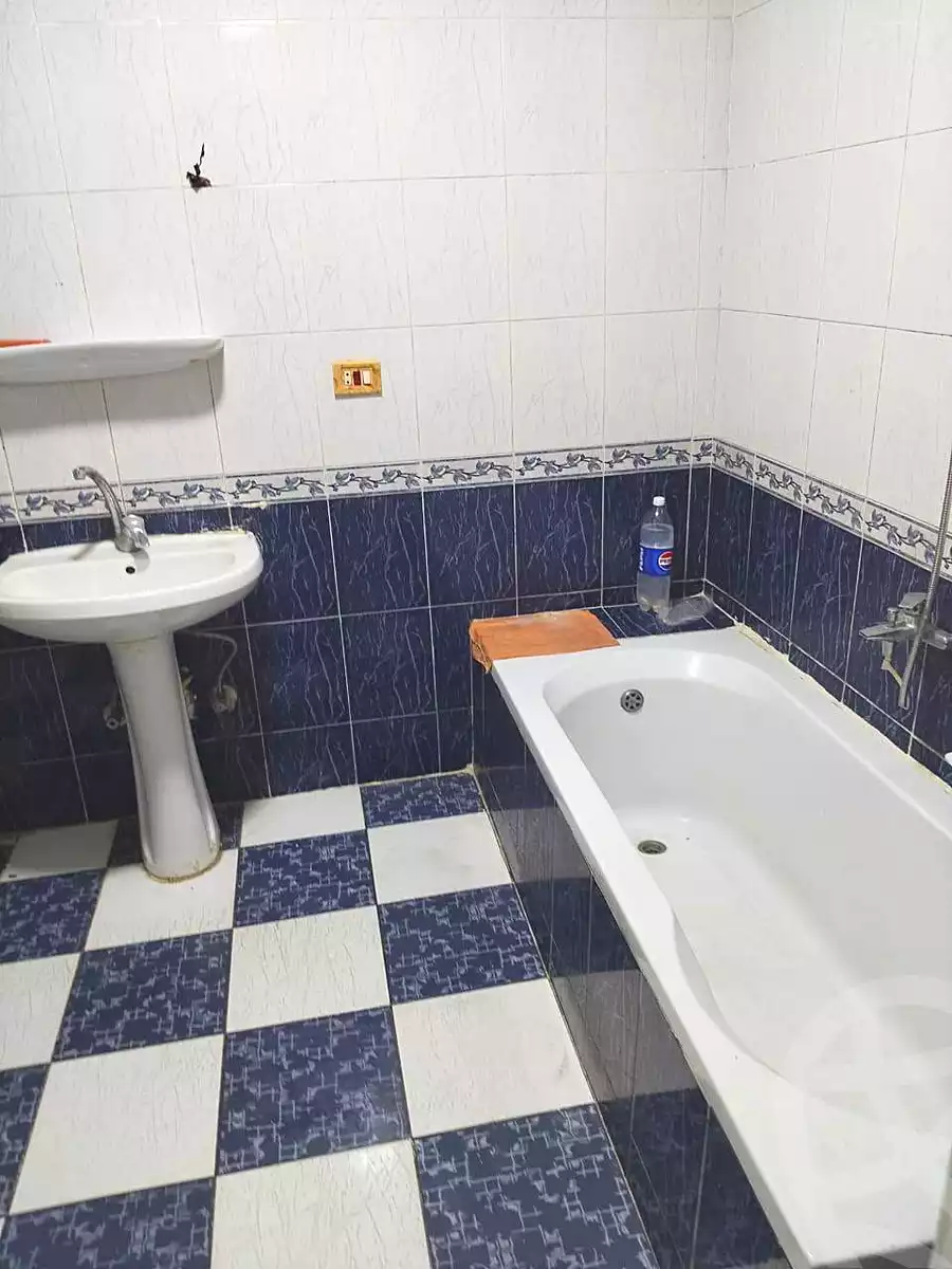 https://aqarmap.com.eg/ar/listing/7141738-for-rent-alexandria-sydy-bshr-sydy-bshr-bhry-shr-mhmwd-l-yswy