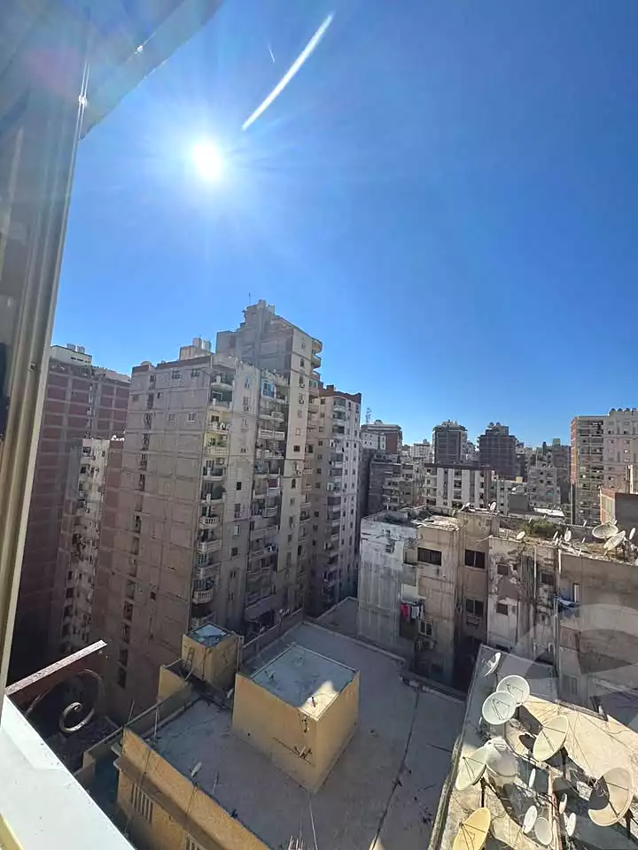 https://aqarmap.com.eg/ar/listing/7141736-for-sale-alexandria-el-asafra-shr-45