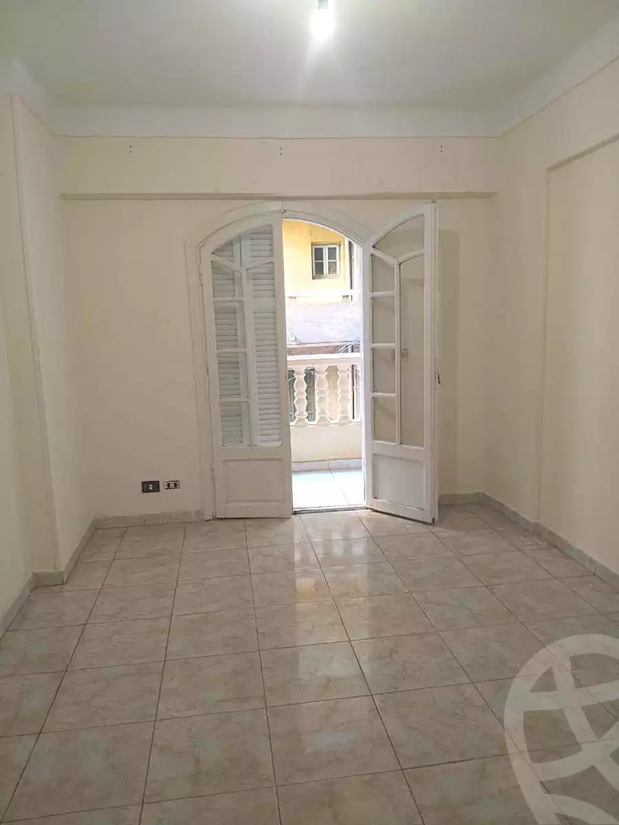 https://aqarmap.com.eg/ar/listing/7141757-for-rent-alexandria-sydy-bshr-sydy-bshr-bhry-shr-mhmwd-l-yswy