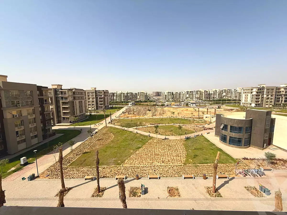 https://aqarmap.com.eg/ar/listing/7141833-for-rent-cairo-el-sheikh-zayed-city-compounds-jn-zyd