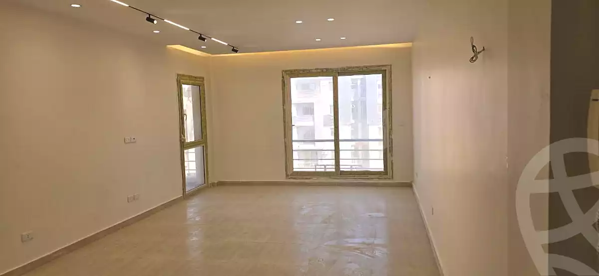 https://aqarmap.com.eg/en/listing/7141850-for-rent-cairo-el-sheikh-zayed-city-compounds-jn-2