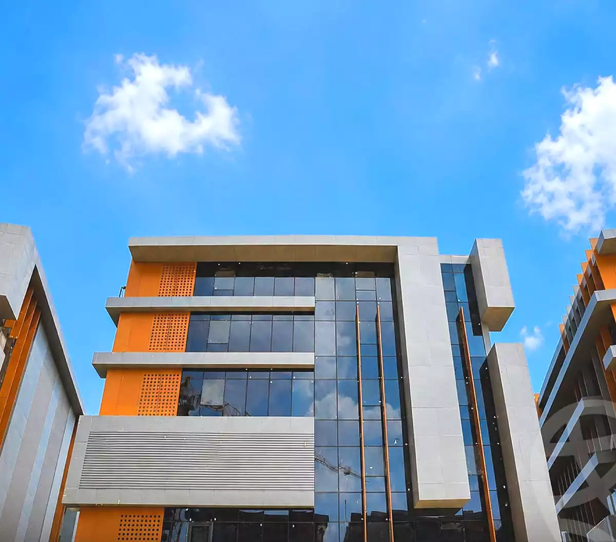 https://aqarmap.com.eg/ar/listing/7141908-for-sale-cairo-heliopolis-sheraton-el-nasr-rd