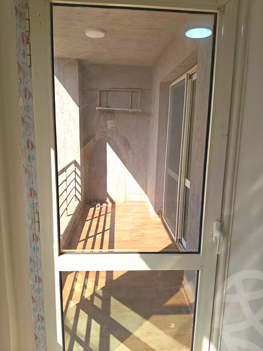 https://aqarmap.com.eg/ar/listing/7142004-for-rent-cairo-6th-of-october-compounds-jn-ktwbr