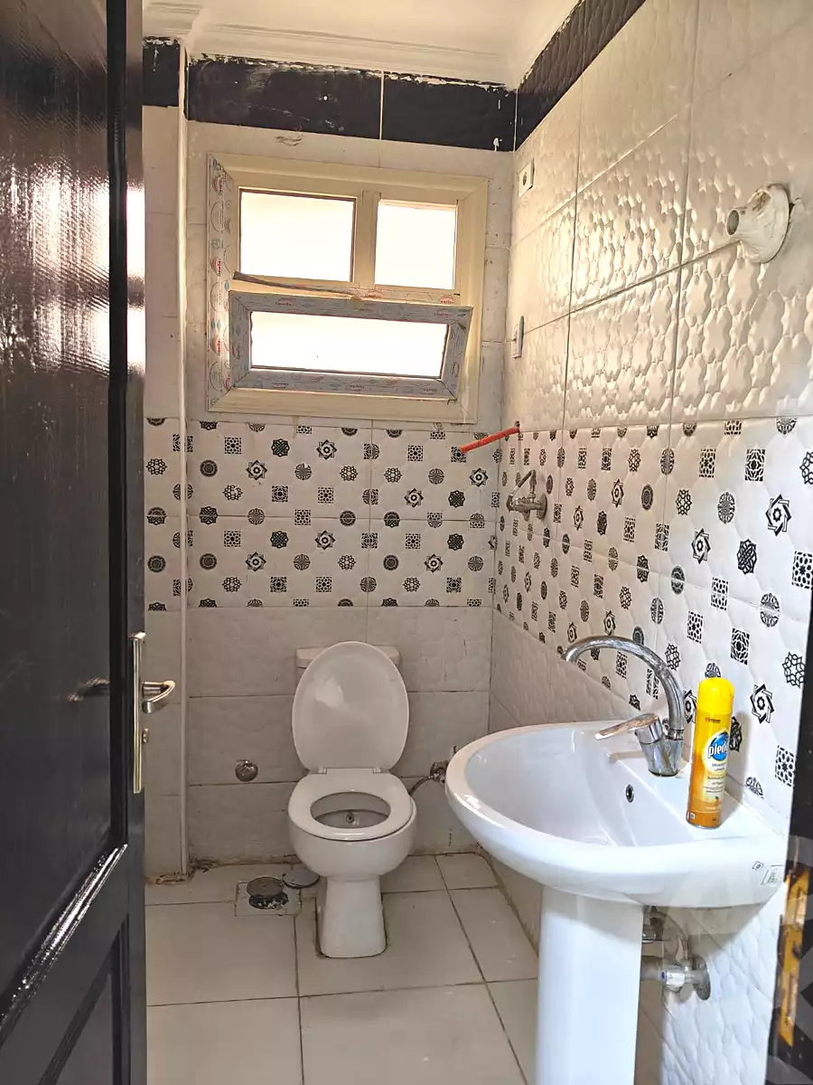 https://aqarmap.com.eg/ar/listing/7142004-for-rent-cairo-6th-of-october-compounds-jn-ktwbr